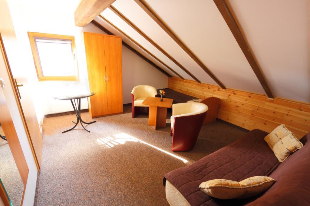Bed and Breakfast Pensjonat Fala Устроне-Морске Экстерьер фото